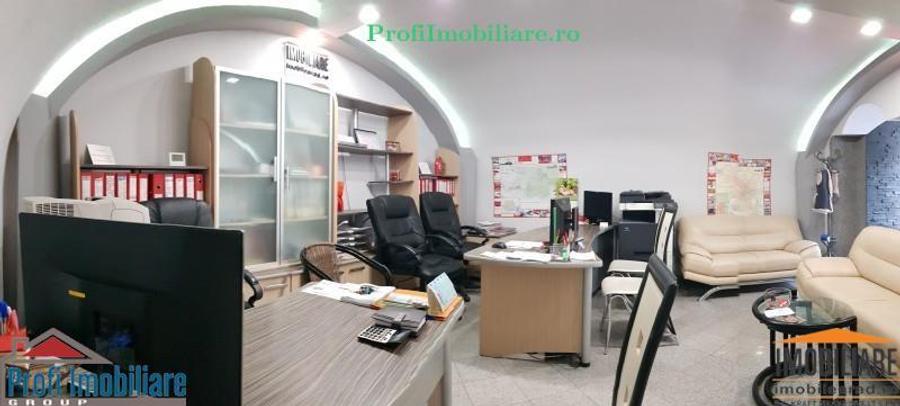 Birou, de 60 mp, în Central