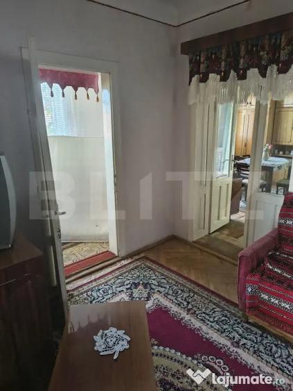 Casă cu 4 camere cu Teren 424 Mp în Central