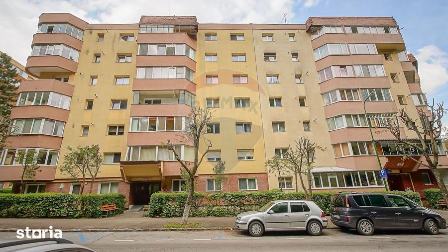 Garsonieră decomandată în Valea Cetății