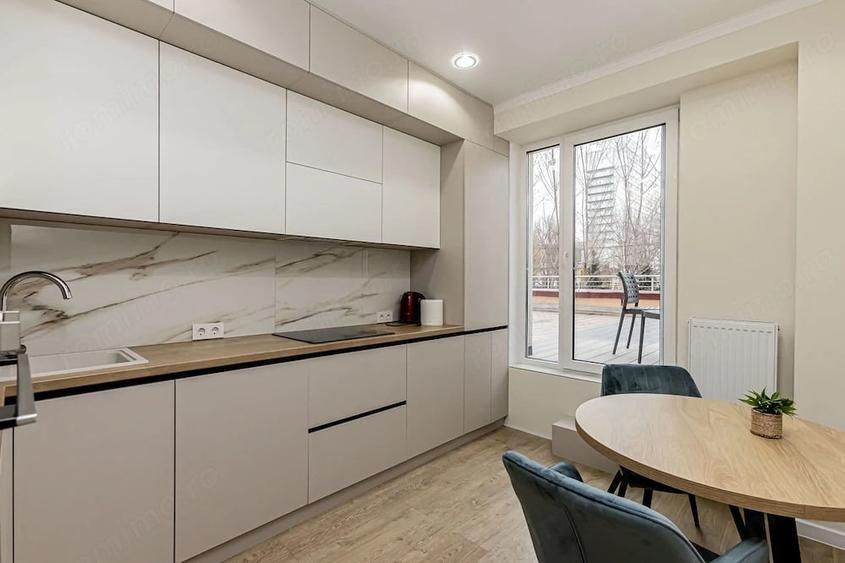Apartament cu 2 camere decomandat în 1 Decembrie 1918