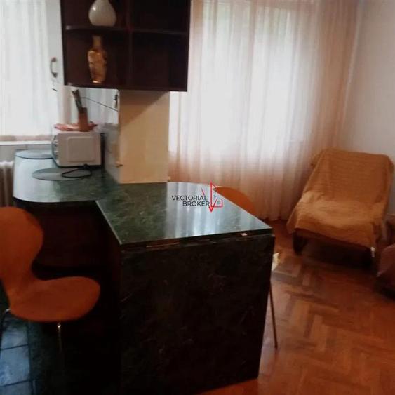 Apartament cu 2 camere semidecomandat în Obor