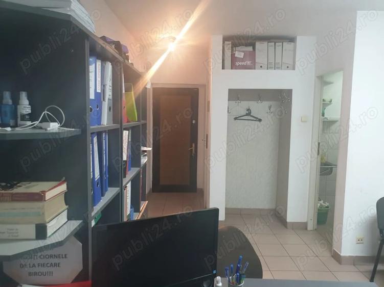Apartament cu 3 camere decomandat în Unirii