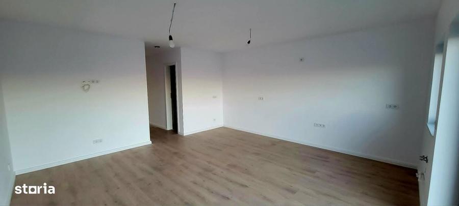Casă cu 3 camere în Central