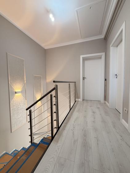 Duplex cu 5 camere cu Canalizare în Chișoda