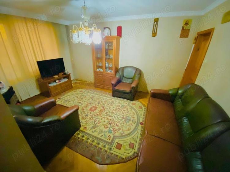 Apartament cu 4 camere în Central