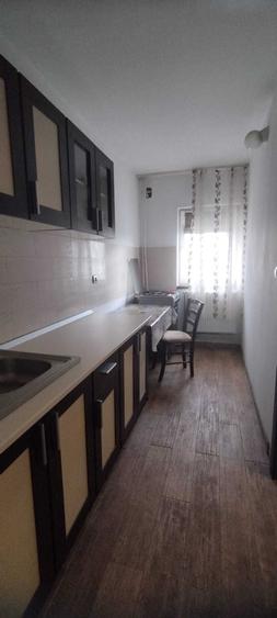 Proprietar inchiriez apartament 2 camere - 2