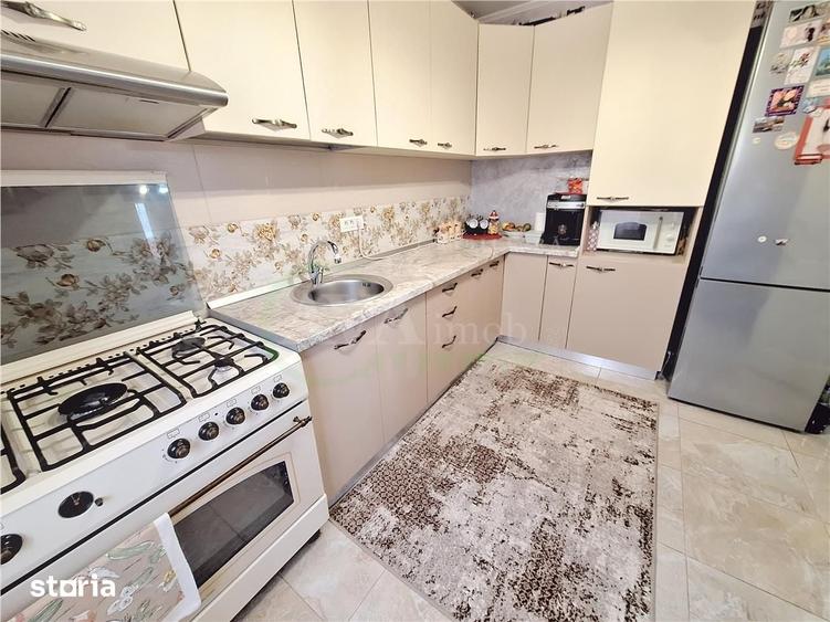 Casă cu 3 camere cu Teren 263 Mp în Letea Veche