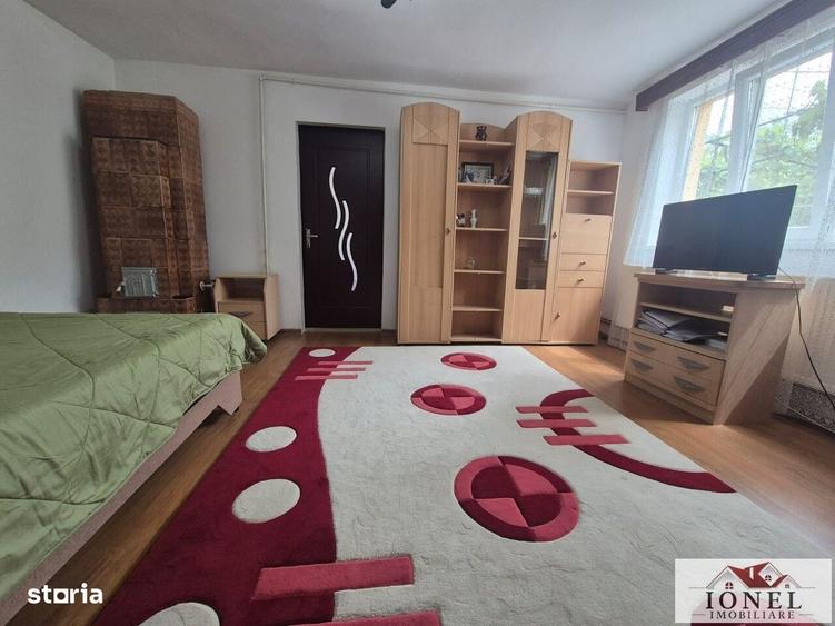 Casă cu 4 camere în Central