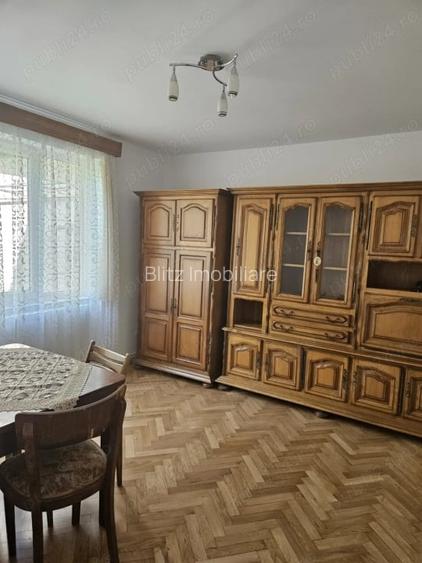Apartament cu 3 camere, 65 mp, zona Centrala
