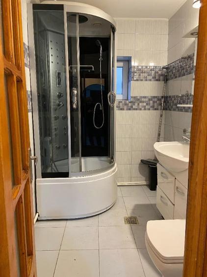 Apartament cu 2 camere decomandat în Călărași