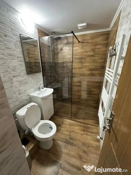 Apartament renovat de vanzare, 40 mp zona Micro 15 - 1