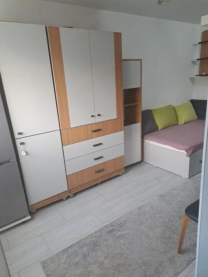 Garsonieră semidecomandată în Sud