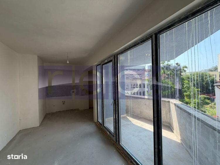 Apartament cu 3 camere în Lizeanu