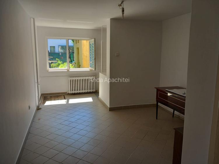 Garsoniera 24 mp Central
