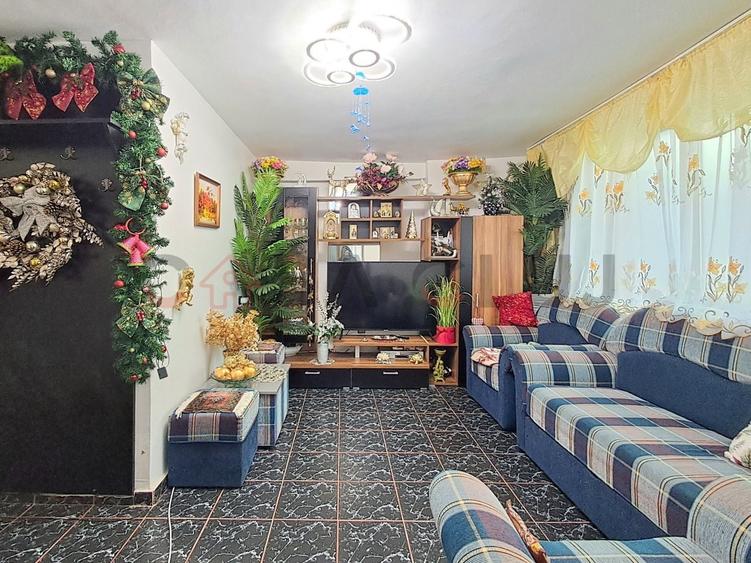 Casă cu 2 camere cu Canalizare în Dâmbul Rotund