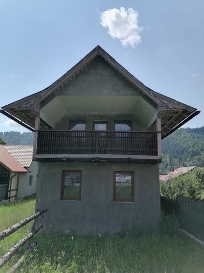 Casă cu 3 camere în Frumosu