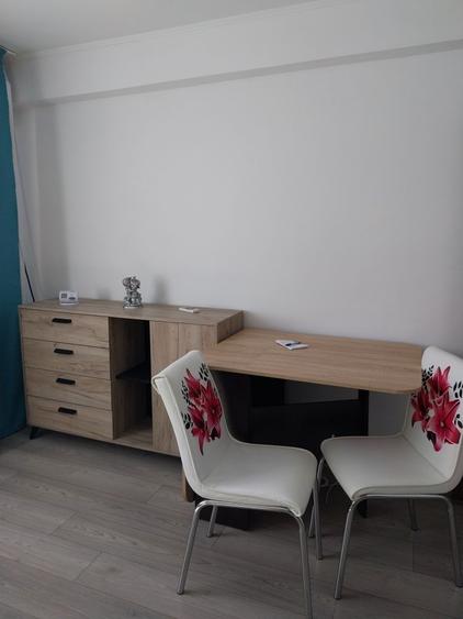 Apartament cu 2 camere decomandat în Sud