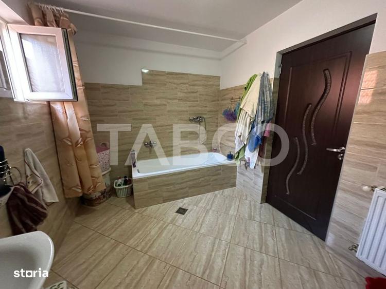 Casă cu 3 camere cu Teren 300 Mp în Hârseni