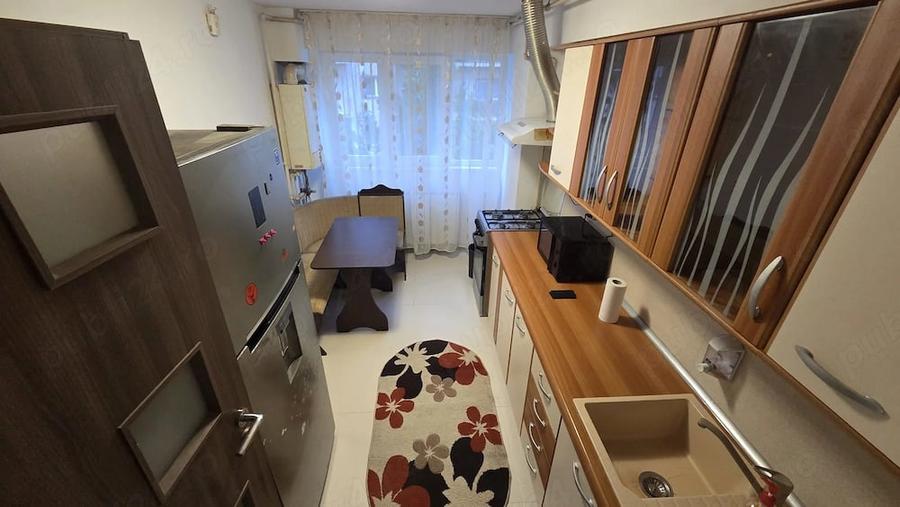 Apartament cu 2 camere decomandat în Metalurgiei