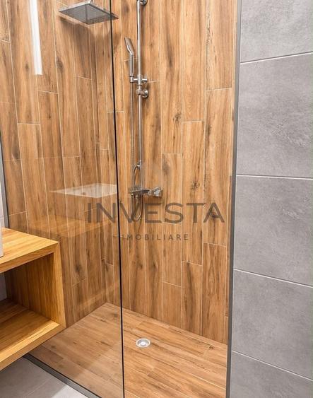 Apartament cu 3 camere semidecomandat, mobilat în Bună Ziua