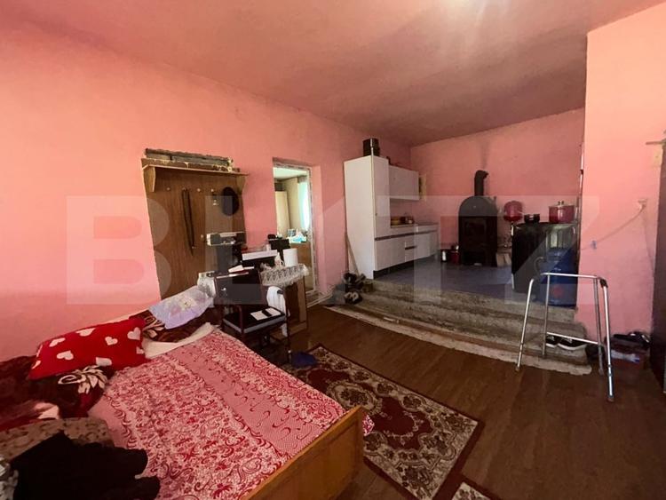 Casă individuală cu 4 camere cu Canalizare în Nord-Est