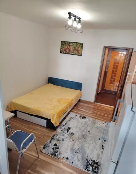 Garsonieră decomandată în Galata
