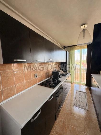 Apartament cu 2 camere decomandat în Ghirodei