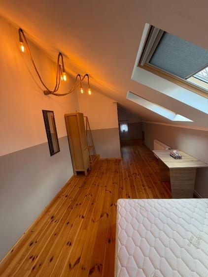 Casă individuală cu 3 camere cu Teren 332 Mp în Castelul Peleș