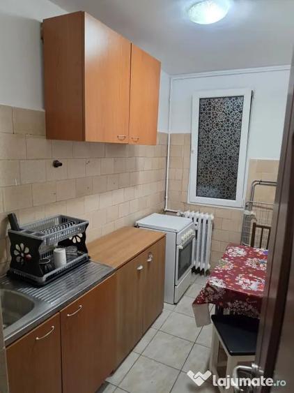 Garsonieră decomandată în Giurgiului