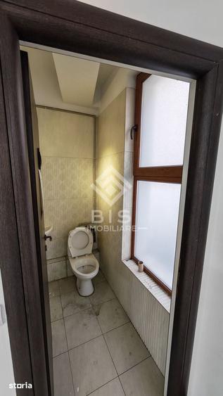Spațiu comercial, de 90 mp, în Central