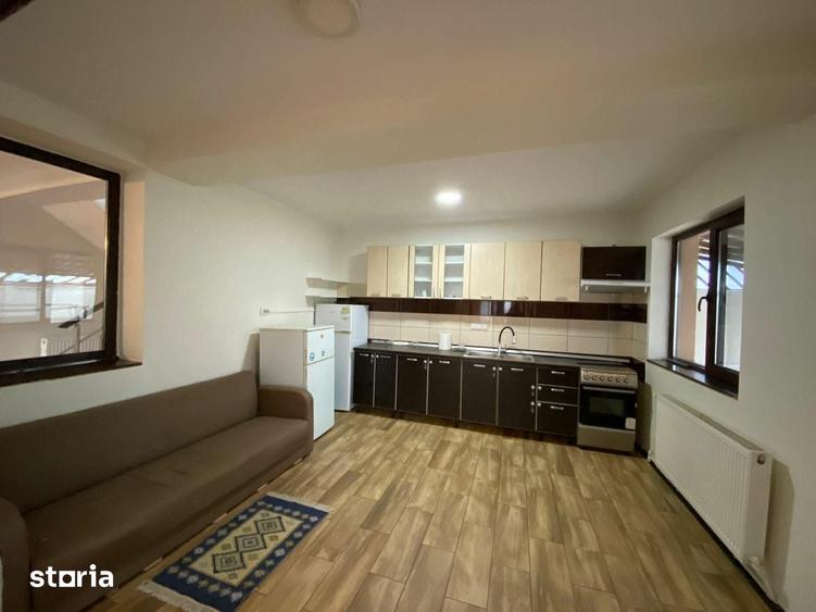 Casă cu 3 camere cu Teren 300 Mp în Vânători