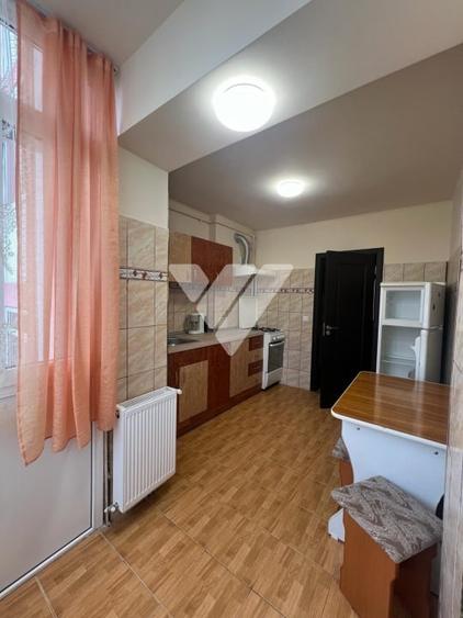 Apartament cu 2 camere semidecomandat, mobilat în Terezian