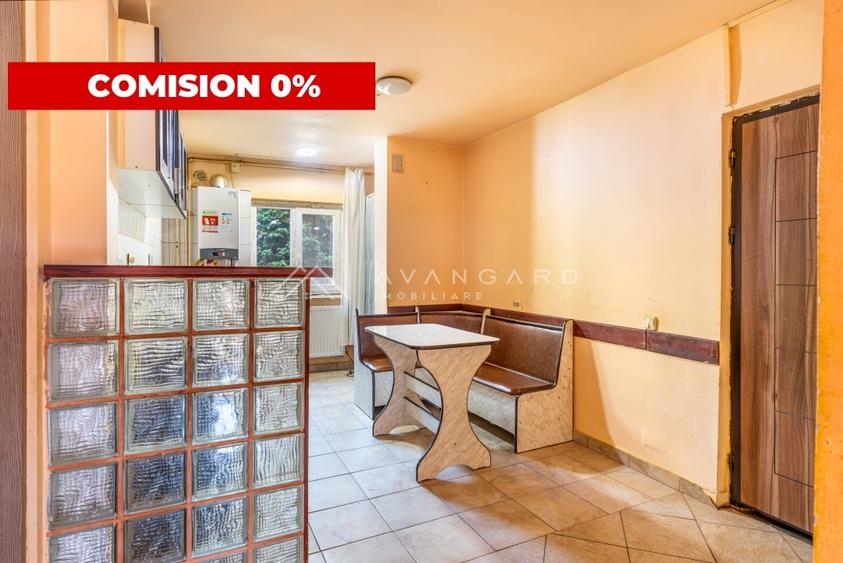 Apartament cu 3 camere decomandat, mobilat în Între Lacuri