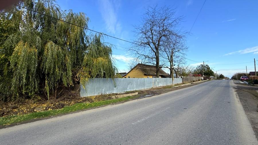 Spațiu industrial, de 200 mp, în Însurăței