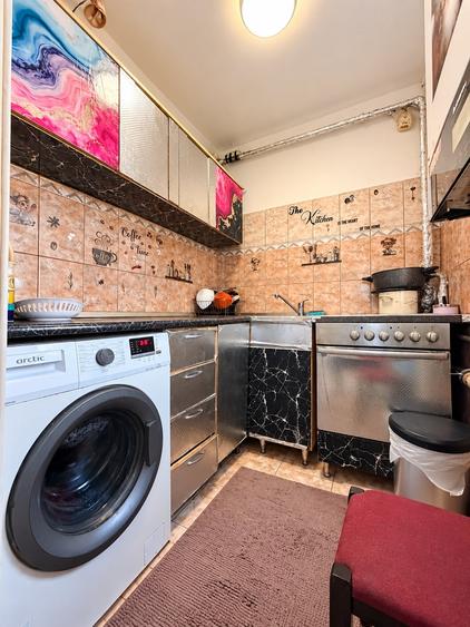 Apartament cu 3 camere, mobilat în P-ța Doina