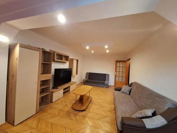 Apartament cu 4 camere decomandat în Freidorf