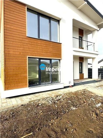 Casă individuală cu 4 camere cu Teren 400 Mp în Miroslava