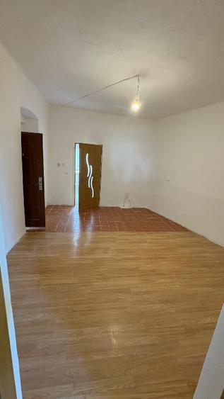 Casă individuală cu 2 camere cu Teren 87 Mp în Central