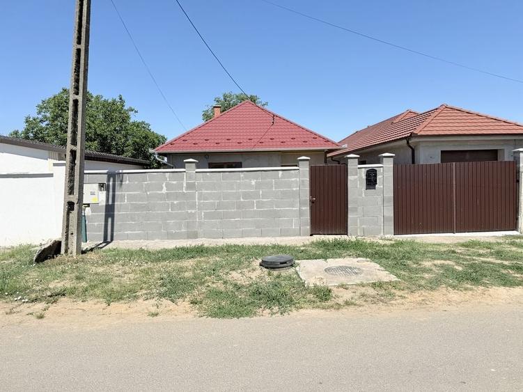 Casă cu 2 camere în Central
