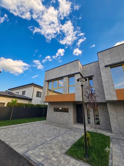 Casă individuală cu 4 camere cu Canalizare în Exterior Vest