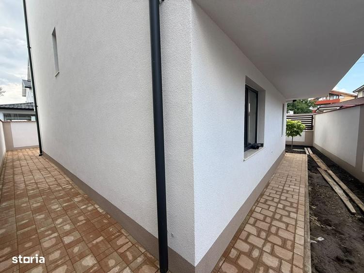 Casă cu 4 camere în Ghencea