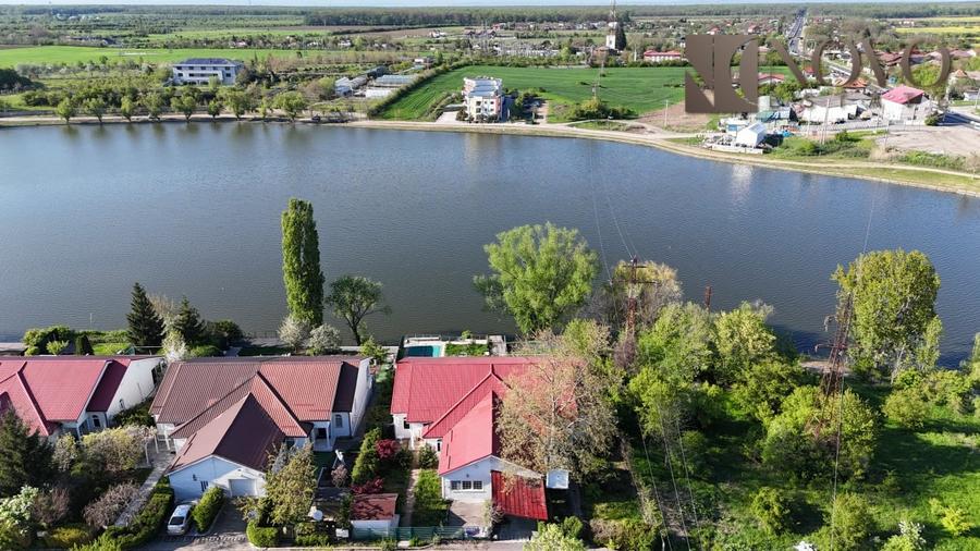 Casă individuală cu 11 camere cu Piscina în Tâncăbești
