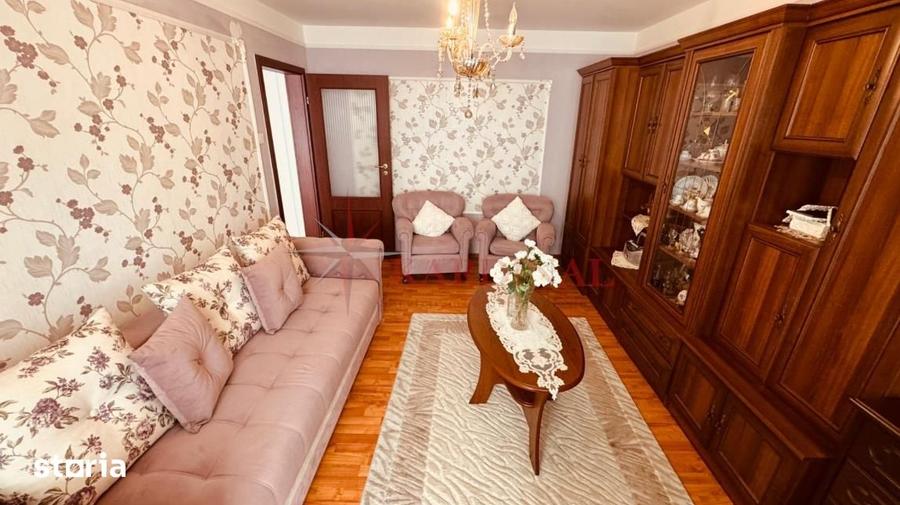 Apartament cu 3 camere decomandat, mobilat în Astra