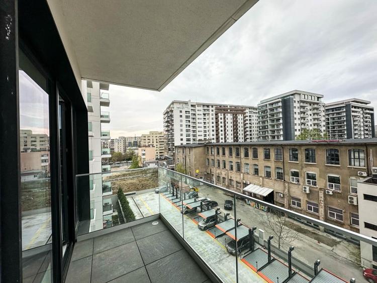 Apartament cu 2 camere semidecomandat, mobilat în Timpuri Noi