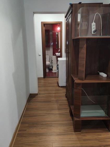 Apartament cu 4 camere decomandat în 1 Mai