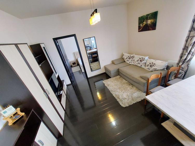 Apartament cu 2 camere semidecomandat în Bună Ziua