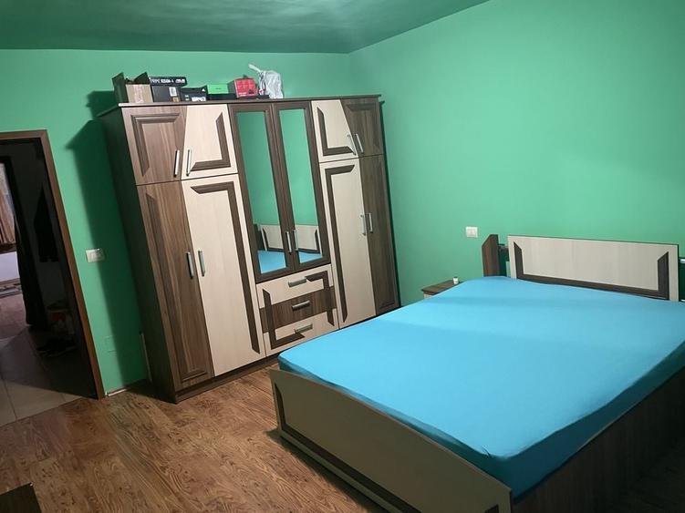 Apartament cu 3 camere decomandat în Blașcovici