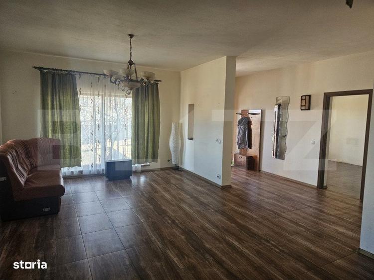 Casă cu 4 camere în Ungureni