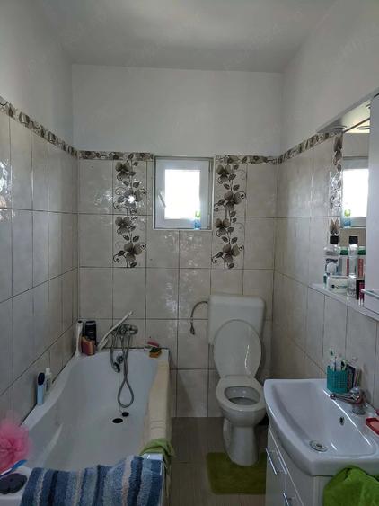 Casă cu Teren 624 Mp în Central