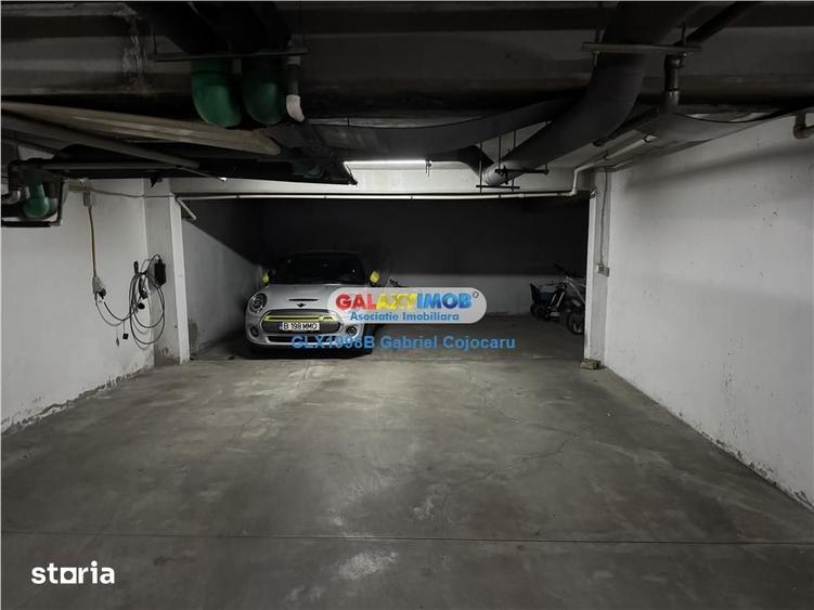 Apartament cu 3 camere, mobilat în Pajura